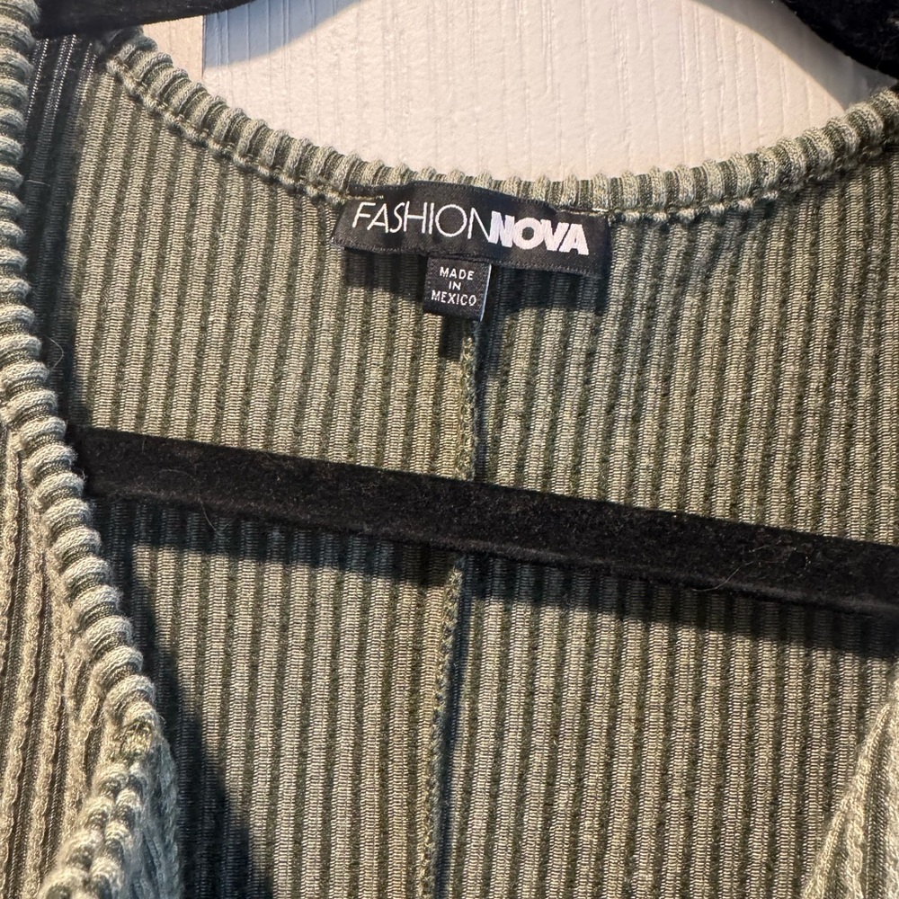 NWOT Green Ribbed Romper Tank - Picture 3 of 5